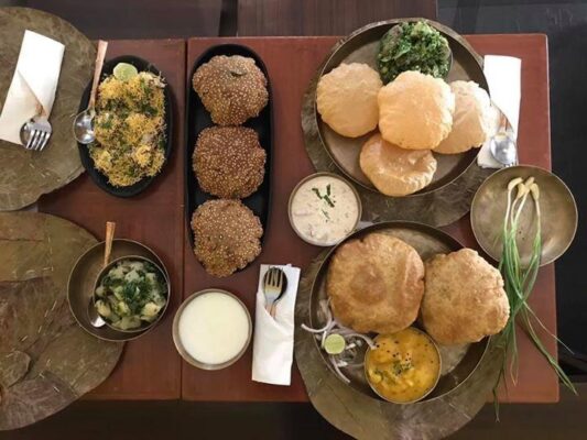 Bronze Kansa utensils as a sustainable alternative to plastic and steel