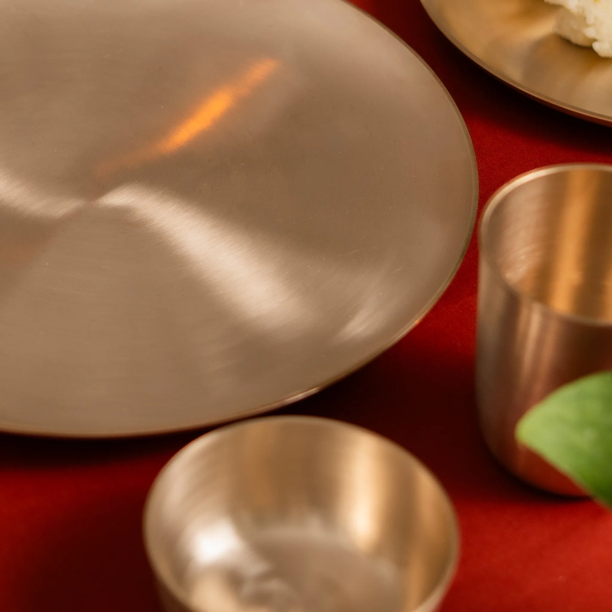 Kansawala bronze plate ayurvedic eating, matte finish